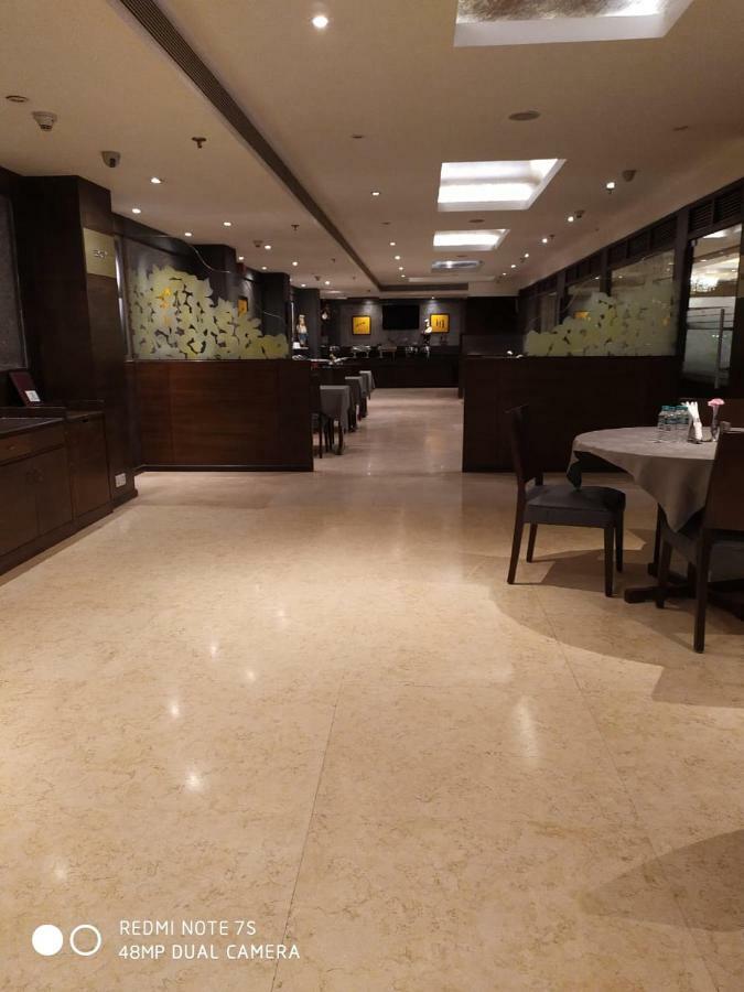 皇家方舟号酒店 Dharampur  外观 照片